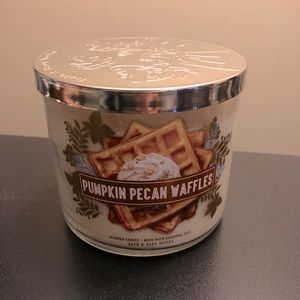 Bath & Body Works 3 Wick Candle